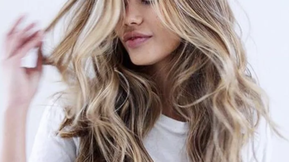 L.A.’s top colorist on his hair rehab plan: “I can take 5 years off your face” ~ Byrdie