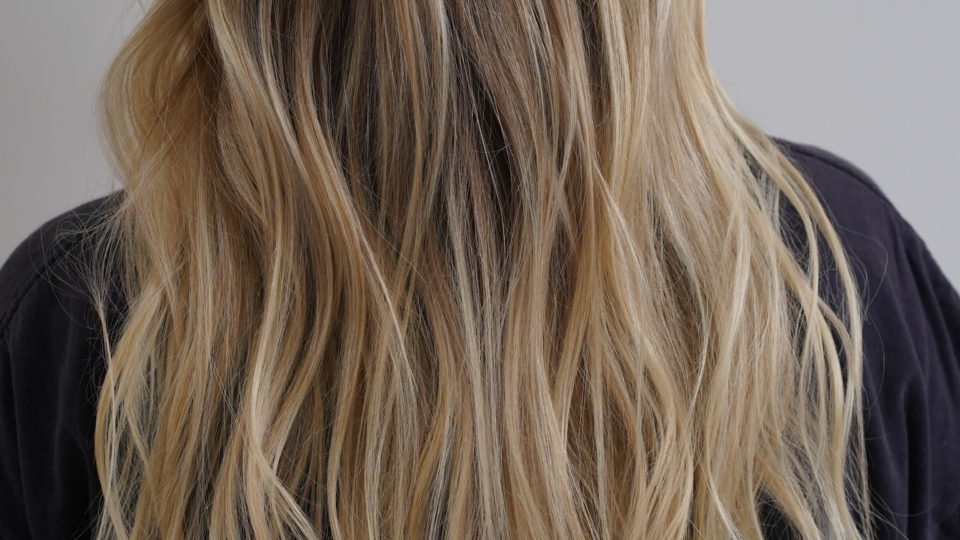 Beachy Blonde Waves…